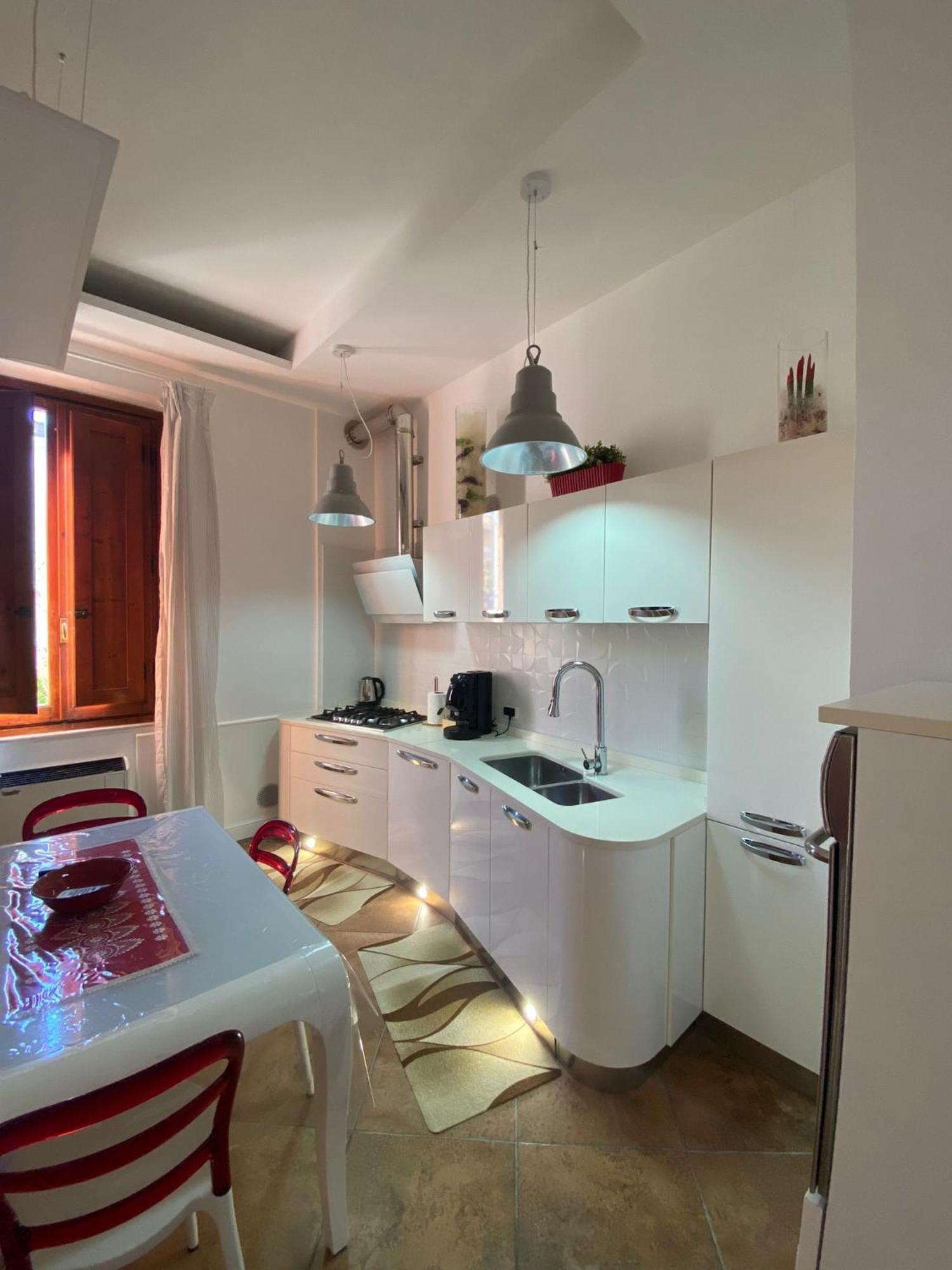 La Dimora Dei Conti Apartment *